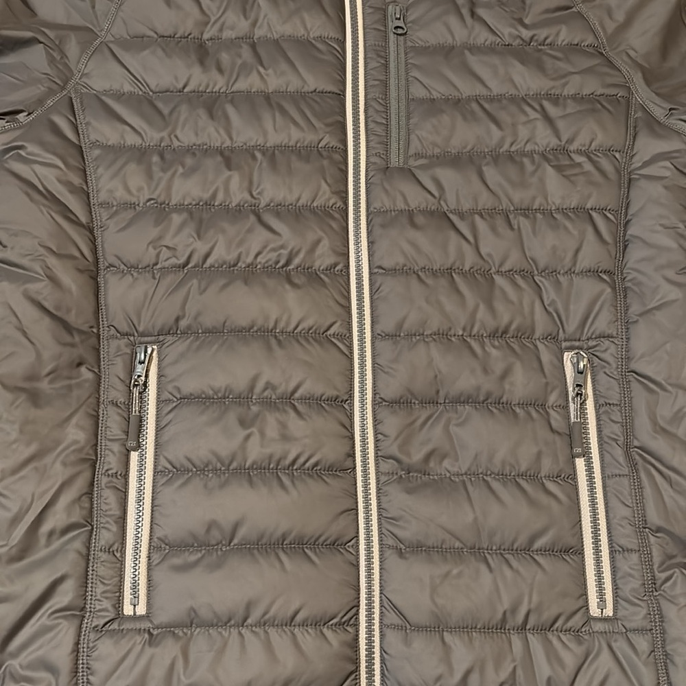 Cutter & Buck Barlow Pass Men’s Puffer Jacket Size Large Grey - Picture 8 of 12